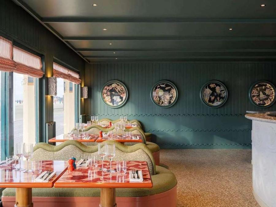 Bar de la Mer — Deauville, mobilier sur mesure Maison Orzac